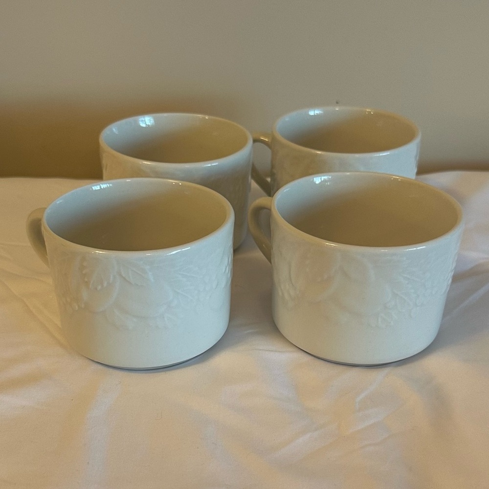 1995 Vintage Embossed Tea/Coffee Cups, Fruit de Blanc, Tabletops Unlimited 3.25”